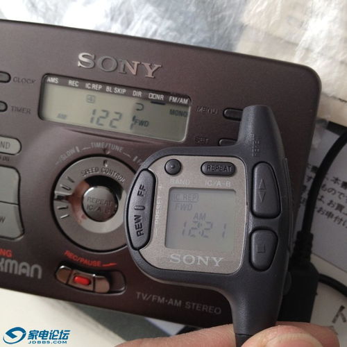 已出,封贴 出一代牛机,索尼wm gx822磁带随身听一套,带箱说 家电交易区
